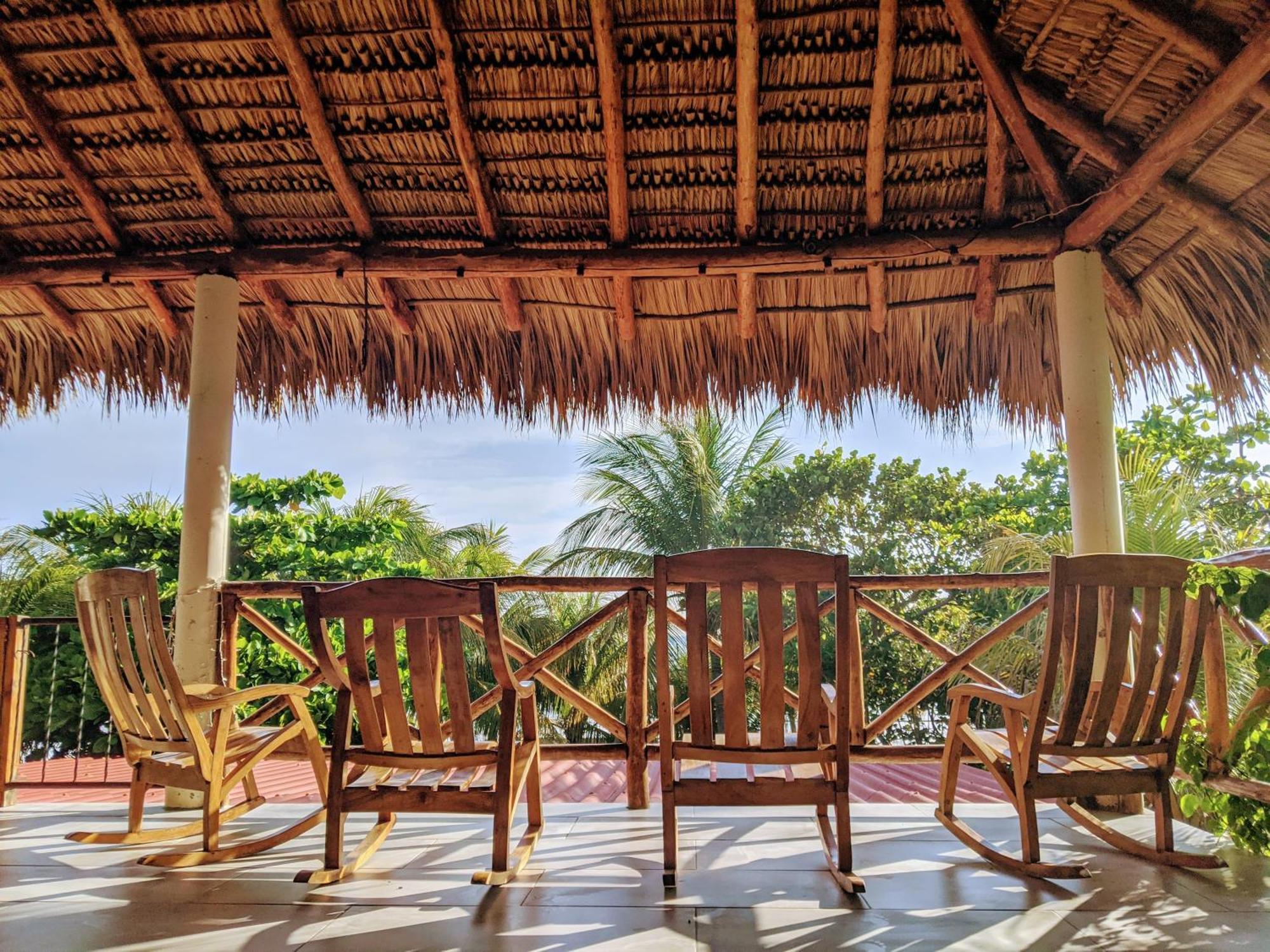 The Free Spirit Hostel Transito Exterior photo